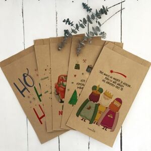 HappyMots Pack of 20 Christmas Gift Bags 10 Christmas Kraft Bags with Gusset + 10 Christmas Kraft Gift Envelopes Christmas Gift Bags with Christmas Messages HappyMots Pack of 20 Christmas Gift Bags 10 Christmas Kraft Bags with Gusset + 10 Christmas Kraft Gift Envelopes Christmas Gift Bags with Christmas Messages