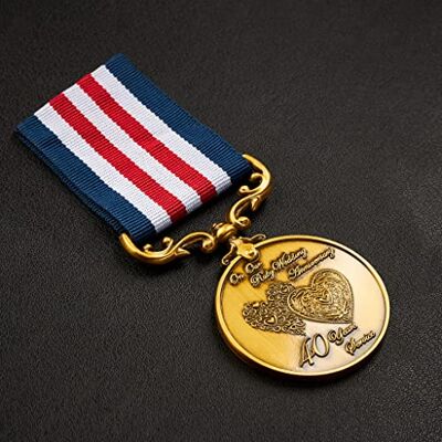 The Commemorative Coin Company Our 40th Ruby Wedding Anniversary Medal for Long/Distinguished Service and Bravery in the Field. Gift/Present Husband/Wife/Partner/Couple, Gold, 10.5cm The Commemorative Coin Company Our 40th Ruby Wedding Anniversary Medal for Long/Distinguished Service and Bravery in the Field. Gift/Present Husband/Wife/Partner/Couple, Gold, 10.5cm