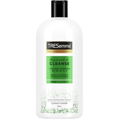 TRESemmé Replenish & Cleanse with vitamin C Conditioner for greasy hair 900 ml (Pack of 6) TRESemmé Replenish & Cleanse with vitamin C Conditioner for greasy hair 900 ml (Pack of 6)