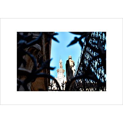 Fine Art Prints 15 x 10-inch / 38.1 x 25.4 cm Monument in Verona Photographic Print Fine Art Prints 15 x 10-inch / 38.1 x 25.4 cm Monument in Verona Photographic Print