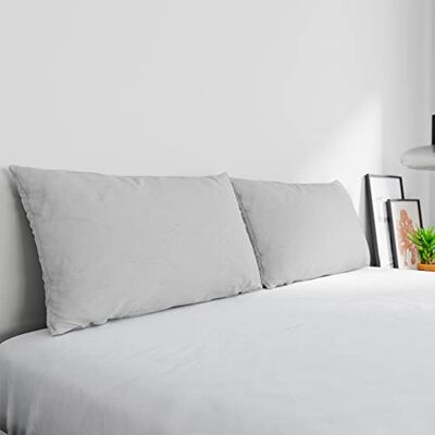 Italian Bed Linen Max Color Pair of Pillowcases 100% Cotton, Made in Italy, Pillowcase Size 50 x 80 cm with Inner Flap, Plain Colour – Light Grey Italian Bed Linen Max Color Pair of Pillowcases 100% Cotton, Made in Italy, Pillowcase Size 50 x 80 cm with Inner Flap, Plain Colour – Light Grey