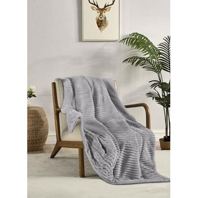 Miracle Home . Fleece Blanket Reversible Microfiber Veleta Flannel and Sherpa 240GSM-180GSM, 120GSM Filling, Soft, Warm and Lightweight, Machine Washable, 130 X 160, Grey Miracle Home . Fleece Blanket Reversible Microfiber Veleta Flannel and Sherpa 240GSM-180GSM, 120GSM Filling, Soft, Warm and Lightweight, Machine Washable, 130 X 160, Grey