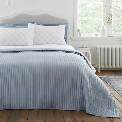 Bianca Quilted Lines 220x230cm Bedspread Blue Bianca Quilted Lines 220x230cm Bedspread Blue