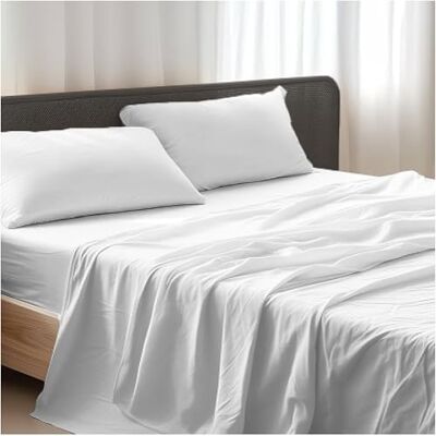 Giovanni Dolcinotti MADE IN ITALY Detroit Double Bed Sheet Set, Brushed Microfibre Polyester, White Fitted Sheet, Top Sheet and 2 Pillowcases 50 x 80 cm Soft, Durable and Easy to Wash Giovanni Dolcinotti MADE IN ITALY Detroit Double Bed Sheet Set, Brushed Microfibre Polyester, White Fitted Sheet, Top Sheet and 2 Pillowcases 50 x 80 cm Soft, Durable and Easy to Wash