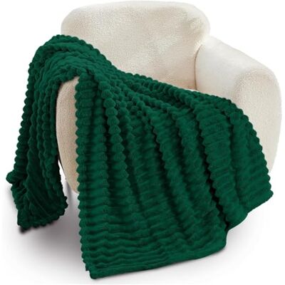 GC GAVENO CAVAILIA Ribbed Blanket Throw Fluffy Fleece Throws For Sofas, Bed, Settee, Couch Comfortable Extra Large Blankets & Throws King Size 200x240 Cm Dark Green GC GAVENO CAVAILIA Ribbed Blanket Throw Fluffy Fleece Throws For Sofas, Bed, Settee, Couch Comfortable Extra Large Blankets & Throws King Size 200x240 Cm Dark Green