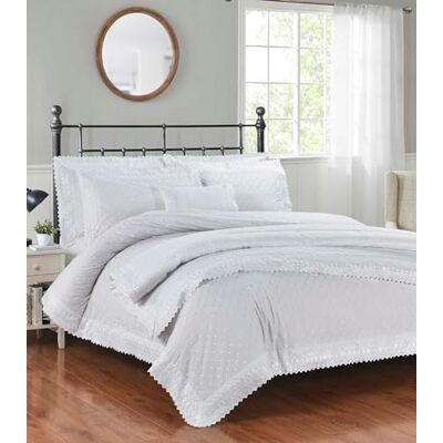Rapport Home Richmond White Broderie Anglaise Lace Trim Embroidered Bedspread Rapport Home Richmond White Broderie Anglaise Lace Trim Embroidered Bedspread