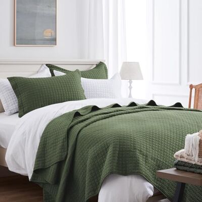 SunStyle Home Quilt Set Queen Olive Green Lightweight Bedspread Full Soft Reversible Coverlet for All Season 3pcs Army Green Square Quilted Quilted Bedding Sets (1 Quilt 2 Pillow Shams)(90"x96") SunStyle Home Quilt Set Queen Olive Green Lightweight Bedspread Full Soft Reversible Coverlet for All Season 3pcs Army Green Square Quilted Quilted Bedding Sets (1 Quilt 2 Pillow Shams)(90"x96")