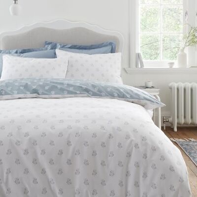 Bianca Esme Floral 200 Thread Count Cotton Reversible Super King Duvet Cover Set with Pillowcases White Blue Bianca Esme Floral 200 Thread Count Cotton Reversible Super King Duvet Cover Set with Pillowcases White Blue