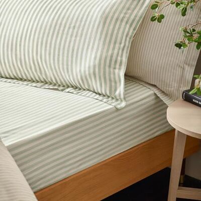 Hebden Striped Cotton Fitted Sheet - Bed Linen Hebden Striped Cotton Fitted Sheet - Bed Linen