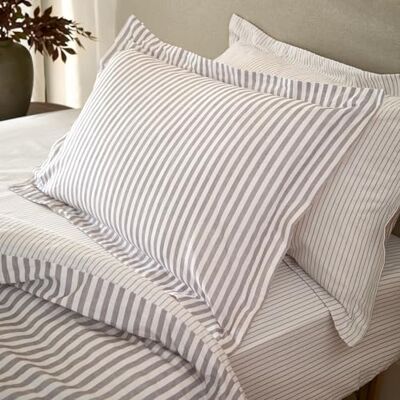 Yard furn. Hebden Mélange Stripe 100% Cotton Pillowcase Pair – Soft Textured Striped Design (Mauve – 50x75cm) Yard furn. Hebden Mélange Stripe 100% Cotton Pillowcase Pair – Soft Textured Striped Design (Mauve – 50x75cm)