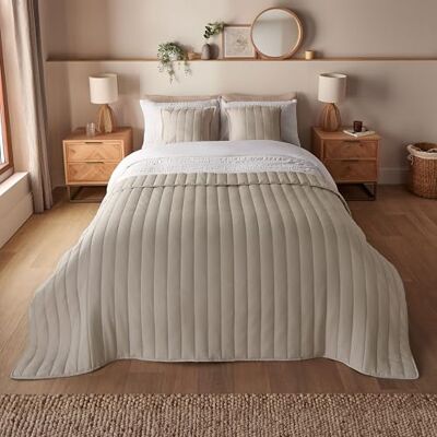 Silentnight - Supersoft Bedspread - Natural - Bedspread Silentnight - Supersoft Bedspread - Natural - Bedspread