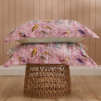 Voyage Maison Whimsical Tale Pillowcase Pair – 100% Cotton Sateen Oxford Edge Woodland Design (Blush) Voyage Maison Whimsical Tale Pillowcase Pair – 100% Cotton Sateen Oxford Edge Woodland Design (Blush)
