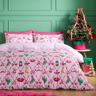 Catherine Lansfield Christmas Kitsch Reversible King Duvet Cover Set Pink Catherine Lansfield Christmas Kitsch Reversible King Duvet Cover Set Pink