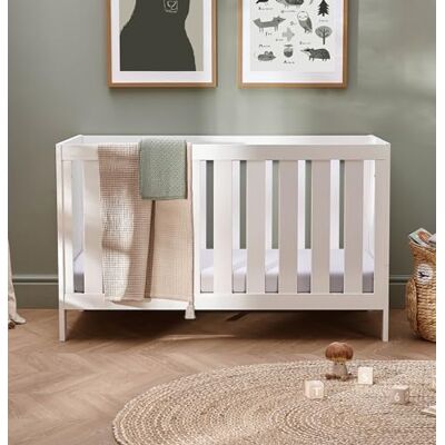 Silver Cross Bromley Cot Bed, Birth to 4 Years, White The Perfect Canvas for Your Nursery, Crafted for Long-Lasting Quality, From Newborn to Toddler (Approx. 4 Years) Silver Cross Bromley Cot Bed, Birth to 4 Years, White The Perfect Canvas for Your Nursery, Crafted for Long-Lasting Quality, From Newborn to Toddler (Approx. 4 Years)
