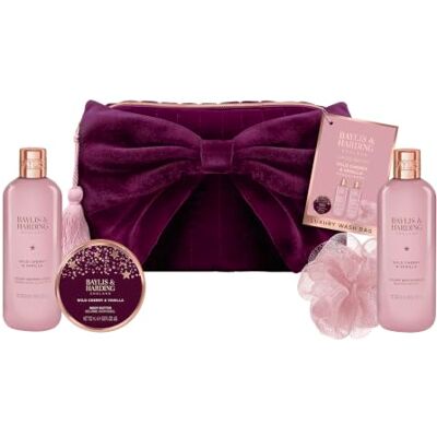 Baylis & Harding Signature Luxury Bow Wash Bag Gift Set 1 Pack Baylis & Harding Signature Luxury Bow Wash Bag Gift Set 1 Pack
