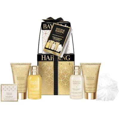 Baylis & Harding Signature Luxury Pamper Present Gift Set 1 Pack Sweet Mandarin & Grapefruit, Vegan Friendly Baylis & Harding Signature Luxury Pamper Present Gift Set 1 Pack Sweet Mandarin & Grapefruit, Vegan Friendly