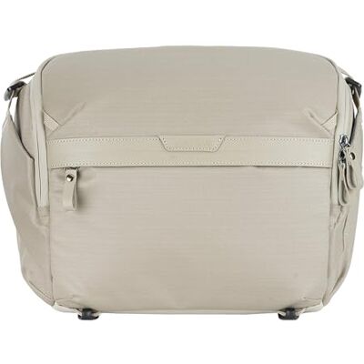 Vanguard Veo Metro S9l 9l Camera Shoulder Bag - Cream Vanguard Veo Metro S9l 9l Camera Shoulder Bag - Cream