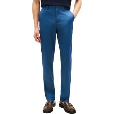 Tommy Hilfiger Men’s Chinos Core Harlem Essential Twill Relaxed Fit, Blue (Blue Jean), 30W/28L Tommy Hilfiger Men’s Chinos Core Harlem Essential Twill Relaxed Fit, Blue (Blue Jean), 30W/28L