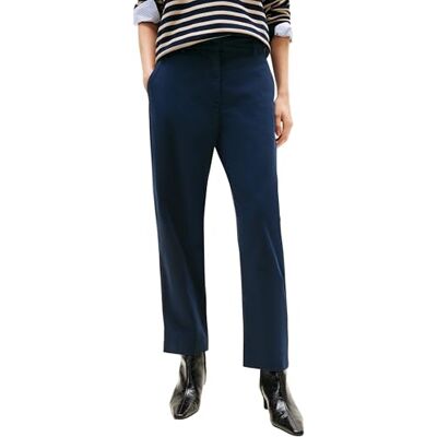 Tommy Hilfiger Women’s Straight Slim Fit Stretch Chinos, Blue (Dark Night Navy), 8 Tommy Hilfiger Women’s Straight Slim Fit Stretch Chinos, Blue (Dark Night Navy), 8
