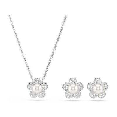 Swarovski X Ariana Grande set, Crystal pearl, Round cut, Flower, White, Rhodium plated Swarovski X Ariana Grande set, Crystal pearl, Round cut, Flower, White, Rhodium plated