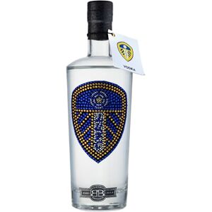 Bohemian Brands Leeds United Gifts for Men & Women, Official Leeds United FC Crystal Edition Birthday Vodka for Leeds Football Fans, Premium Alcohol by – 70 cl Bohemian Brands Leeds United Gifts for Men & Women, Official Leeds United FC Crystal Edition Birthday Vodka for Leeds Football Fans, Premium Alcohol by – 70 cl