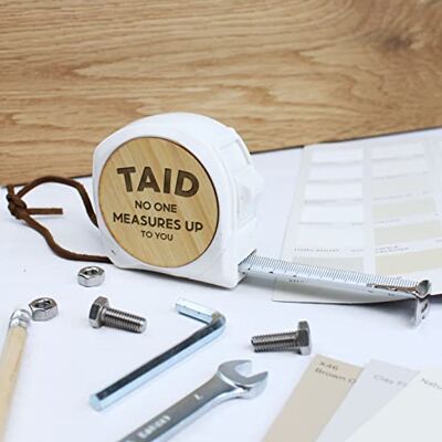 eBuyGB Tape Measure for Taid, No One Measures Up To You, Welsh Grandad, Engraved DIY Tools, Father's Day, Birthday Gift for Him, 5 Metres eBuyGB Tape Measure for Taid, No One Measures Up To You, Welsh Grandad, Engraved DIY Tools, Father's Day, Birthday Gift for Him, 5 Metres