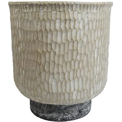 Leaf Coya Planter - 32cm Rustic Fibreglass Pot Leaf Coya Planter - 32cm Rustic Fibreglass Pot