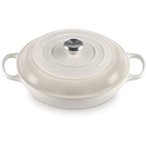 LE CREUSET Signature Sh.Casserole/braiser 30cm Meringue SS Knob LE CREUSET Signature Sh.Casserole/braiser 30cm Meringue SS Knob