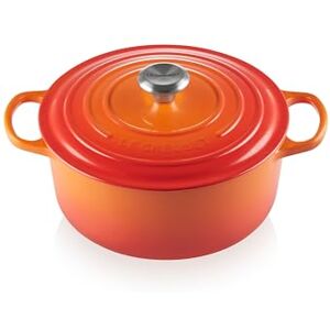 LE CREUSET Signature Enamelled Cast Iron Round Casserole Dish With Lid, 26 cm, 5.3 Litre, Volcanic, 21177260902430 LE CREUSET Signature Enamelled Cast Iron Round Casserole Dish With Lid, 26 cm, 5.3 Litre, Volcanic, 21177260902430
