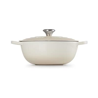 LE CREUSET Signature Soup Pot 26cm Meringue SS Knob LE CREUSET Signature Soup Pot 26cm Meringue SS Knob