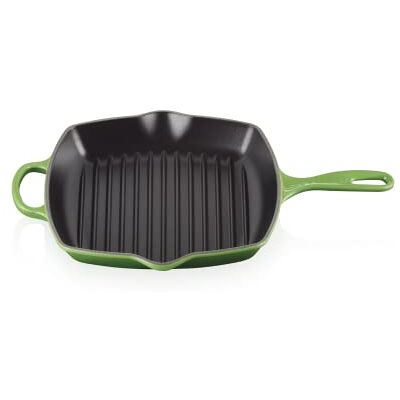 LE CREUSET Signature Enamelled Cast Iron Grillit Frying Pan with Helper Handle and Two Pouring Lips, for All Hob Types and Ovens, 26 cm, Bamboo, 20183264080422 LE CREUSET Signature Enamelled Cast Iron Grillit Frying Pan with Helper Handle and Two Pouring Lips, for All Hob Types and Ovens, 26 cm, Bamboo, 20183264080422