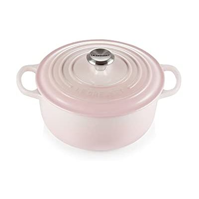 LE CREUSET Signature Enamelled Cast Iron Round Casserole Dish With Lid, 20 cm, 2.4 Litre, Shell Pink, 21177207774430 LE CREUSET Signature Enamelled Cast Iron Round Casserole Dish With Lid, 20 cm, 2.4 Litre, Shell Pink, 21177207774430