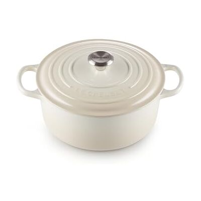 LE CREUSET Signature Enamelled Cast Iron Round Casserole Dish With Lid, 26 cm, 5.3 Litre, Meringue, 21177267164430 LE CREUSET Signature Enamelled Cast Iron Round Casserole Dish With Lid, 26 cm, 5.3 Litre, Meringue, 21177267164430
