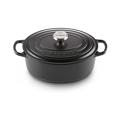 LE CREUSET Signature Enamelled Cast Iron Oval Casserole Dish With Lid, 33 cm, 7.5 Litre, Matte Black, 21178330000430 LE CREUSET Signature Enamelled Cast Iron Oval Casserole Dish With Lid, 33 cm, 7.5 Litre, Matte Black, 21178330000430