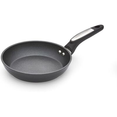 Morphy Richards Frying Pan, Forged Aluminium Ceramica, 20cm, Non Stick Coating, Soft Touch Handles, Suitable for All Hobs, Black, 850001 Morphy Richards Frying Pan, Forged Aluminium Ceramica, 20cm, Non Stick Coating, Soft Touch Handles, Suitable for All Hobs, Black, 850001