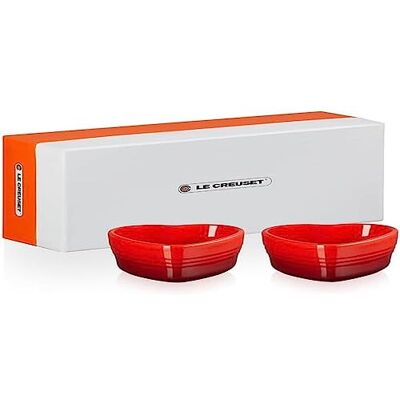 LE CREUSET Set of 2 Heart Ramequins in Ceramic, 350 ml each, Cerise, 79082300600000 LE CREUSET Set of 2 Heart Ramequins in Ceramic, 350 ml each, Cerise, 79082300600000