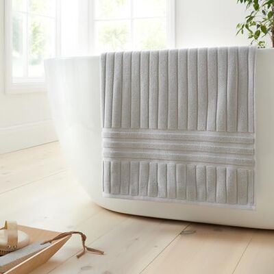 Bianca Hotel Cotton 70x127cm Bath Towel Silver Grey Bianca Hotel Cotton 70x127cm Bath Towel Silver Grey
