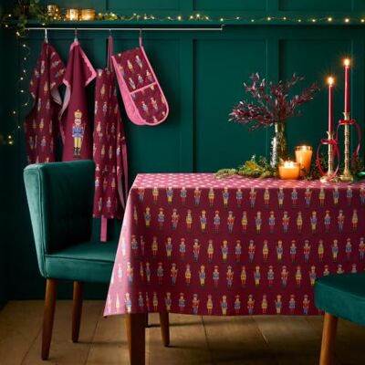 Catherine Lansfield Christmas Nutcracker Cotton 137x229cm Table Cloth Plum Catherine Lansfield Christmas Nutcracker Cotton 137x229cm Table Cloth Plum