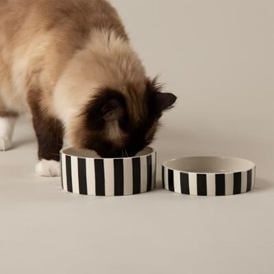 Scruffs Amalfi Striped 2 Piece Cat Food Bowl & Saucer Set Black Scruffs Amalfi Striped 2 Piece Cat Food Bowl & Saucer Set Black