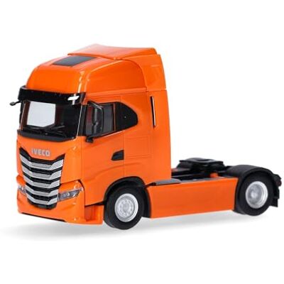 Herpa truck model Iveco S-Way Solozugmaschine 2achs, on a scale of 1:87, plastic miniature, made in Germany, model building, collectors edition Herpa truck model Iveco S-Way Solozugmaschine 2achs, on a scale of 1:87, plastic miniature, made in Germany, model building, collectors edition