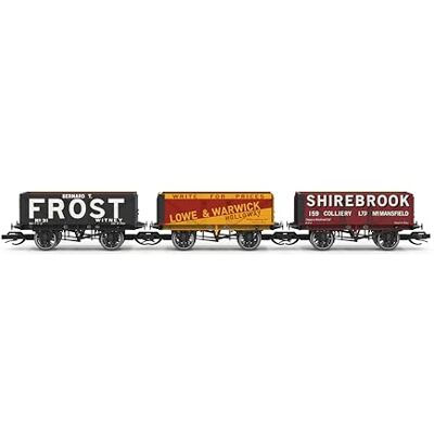 Hornby TT:120 TT6042 7 Plank Wagon triple pack Lowe & Warwick Bernard T Frost Shirebrook Hornby TT:120 TT6042 7 Plank Wagon triple pack Lowe & Warwick Bernard T Frost Shirebrook