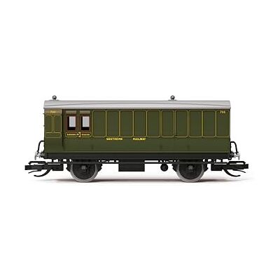 Hornby TT TT4054 SR 4 Wheel Coach 3rd Class Brake Baggage, Green Hornby TT TT4054 SR 4 Wheel Coach 3rd Class Brake Baggage, Green