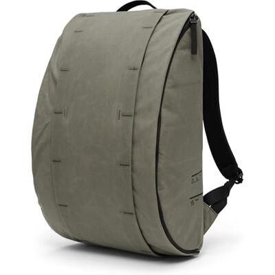 Db Journey Hugger 1000173201701 Backpacks Polyamide and Polyester Forest Green with a Volume of 15 litres Size: 48 x 30 x 16 cm Db Journey Hugger 1000173201701 Backpacks Polyamide and Polyester Forest Green with a Volume of 15 litres Size: 48 x 30 x 16 cm