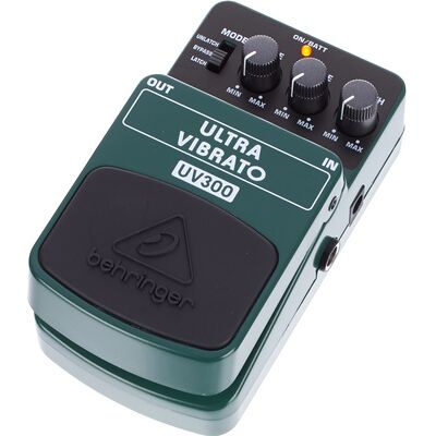 Behringer UV300 Ultra Vibrato Behringer UV300 Ultra Vibrato