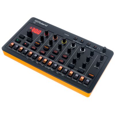 Roland AIRA Compact T-8 Beat Machine Roland AIRA Compact T-8 Beat Machine
