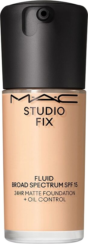 MAC Studio Fix Fluid SPF15 NC16? Fondotinta Copertura Modulabile SPF15 30 ml