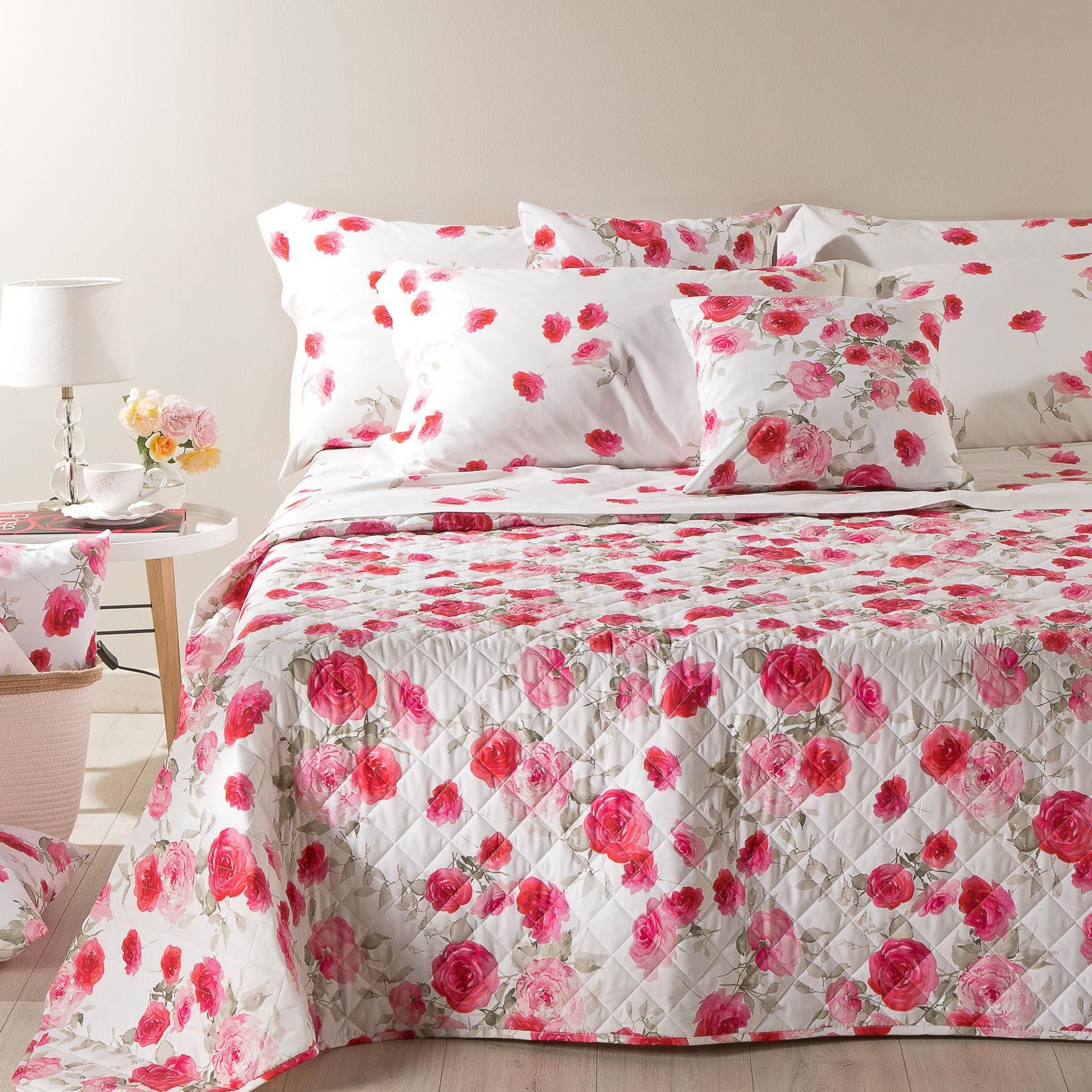 Caleffi Coordinato matrimoniale Copriletto trapuntato + Lenzuola CALEFFI Primavera Tea Caleffi Coordinato matrimoniale Copriletto trapuntato + Lenzuola CALEFFI Primavera Tea