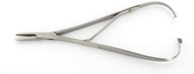 Gima Porta aghi Mathieu in acciaio inox  - dim 16 cm Gima Porta aghi Mathieu in acciaio inox  - dim 16 cm