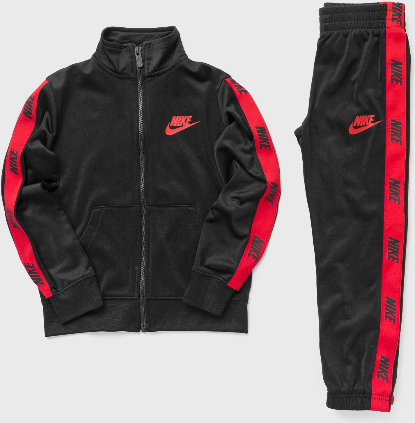 Nike LOGO TRACKSUIT SET Tracksuits black in taglia:Age 6-8   EU 116-128