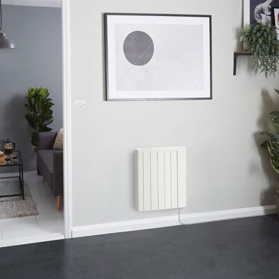HudsonReed Radiatore Elettrico a Secco - Bianco - 900W - con Presa Elettrica - 533 mm x 595 mm - Virtus - ECOSO by Hudson Reed HudsonReed Radiatore Elettrico a Secco - Bianco - 900W - con Presa Elettrica - 533 mm x 595 mm - Virtus - ECOSO by Hudson Reed